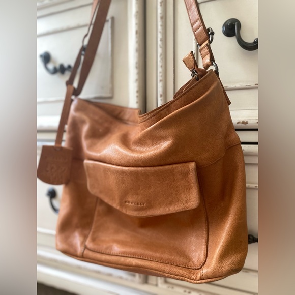 Burkely tan coloured genuine leather shoulder crossbody bag - Picture 15 of 16